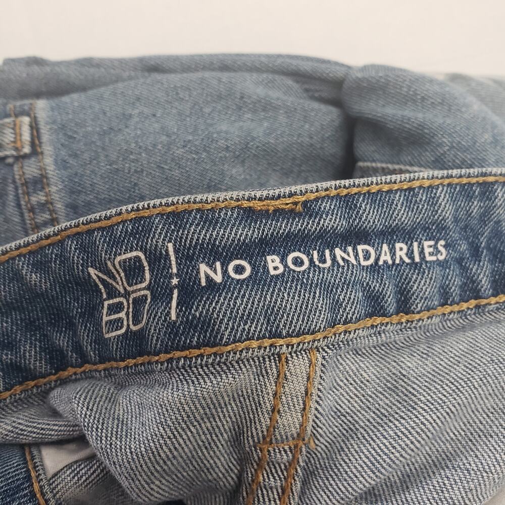 No Boundaries Jeans Womens 21 Blue Medium Wash Distressed Thrashed High Rise - Picture 16 of 16